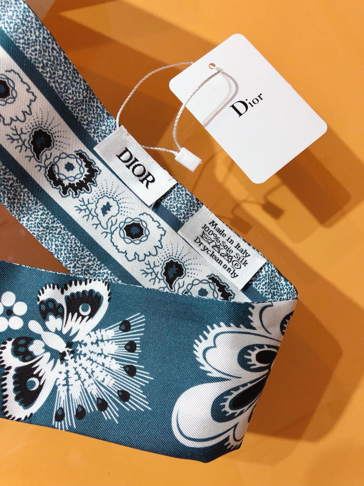 DIOR 26S SCARF 105CM IN SILK 314839