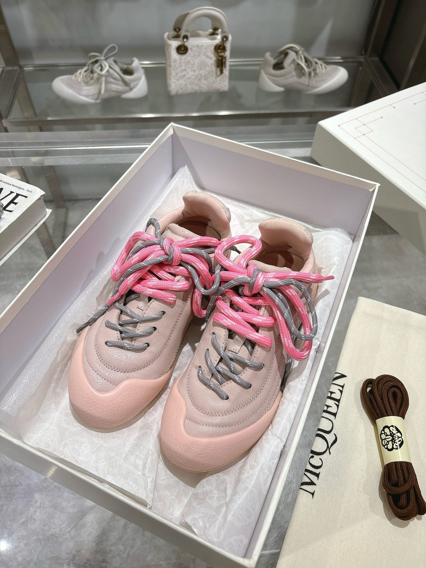 FLEXION SNEAKER IN NUDE PINK CALFSKIN WITH LIGHT PINK AND GREY LACES