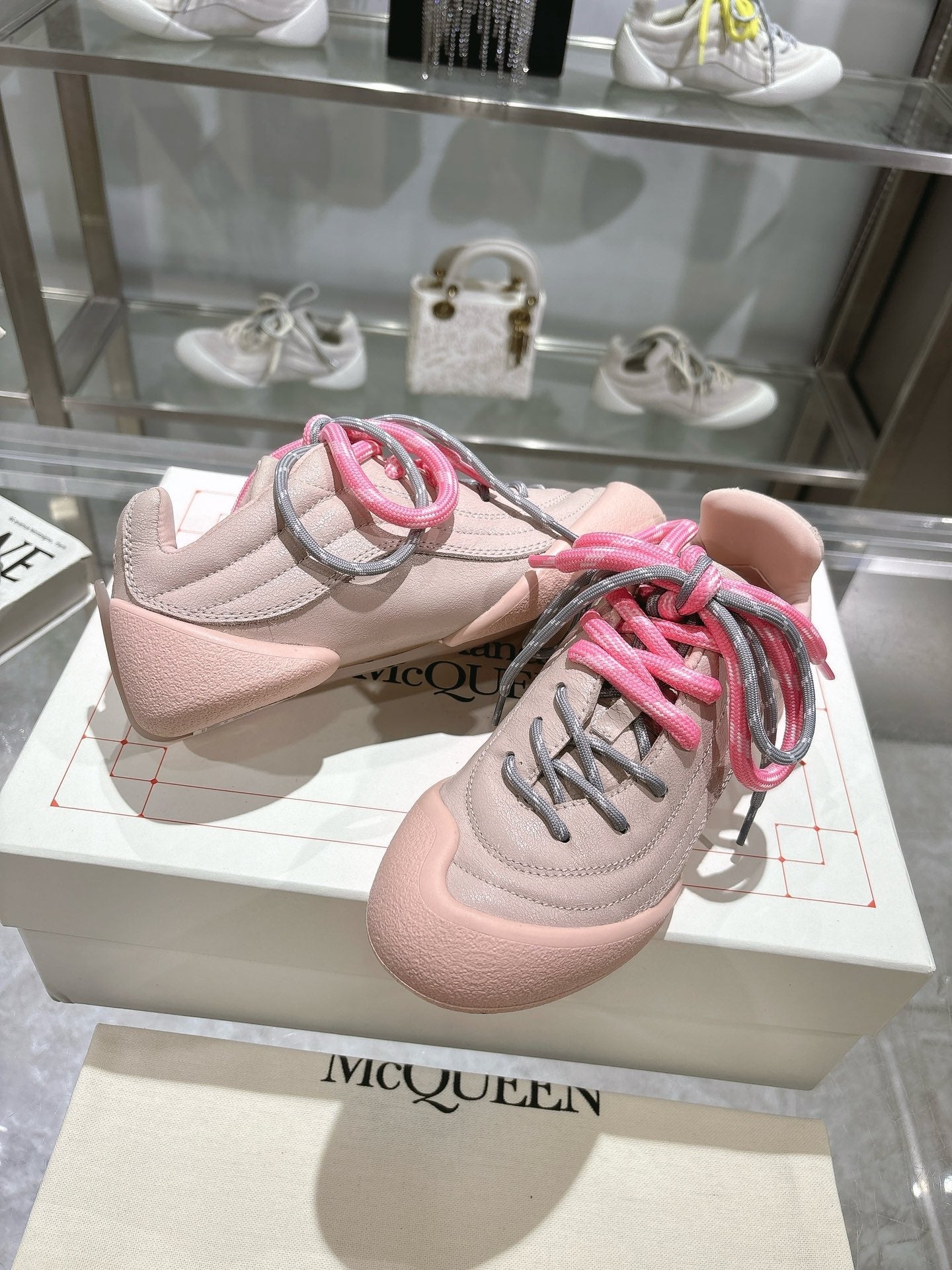 FLEXION SNEAKER IN NUDE PINK CALFSKIN WITH LIGHT PINK AND GREY LACES