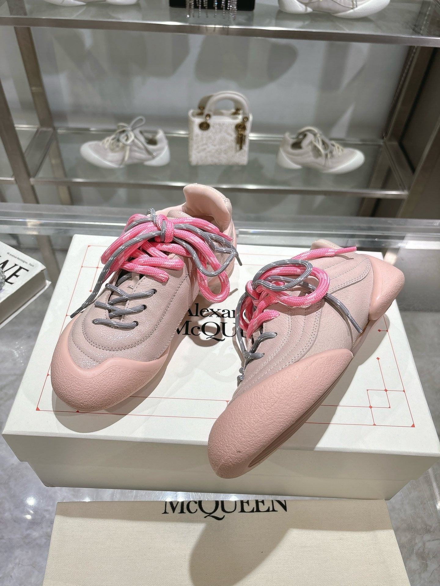 FLEXION SNEAKER IN NUDE PINK CALFSKIN WITH LIGHT PINK AND GREY LACES