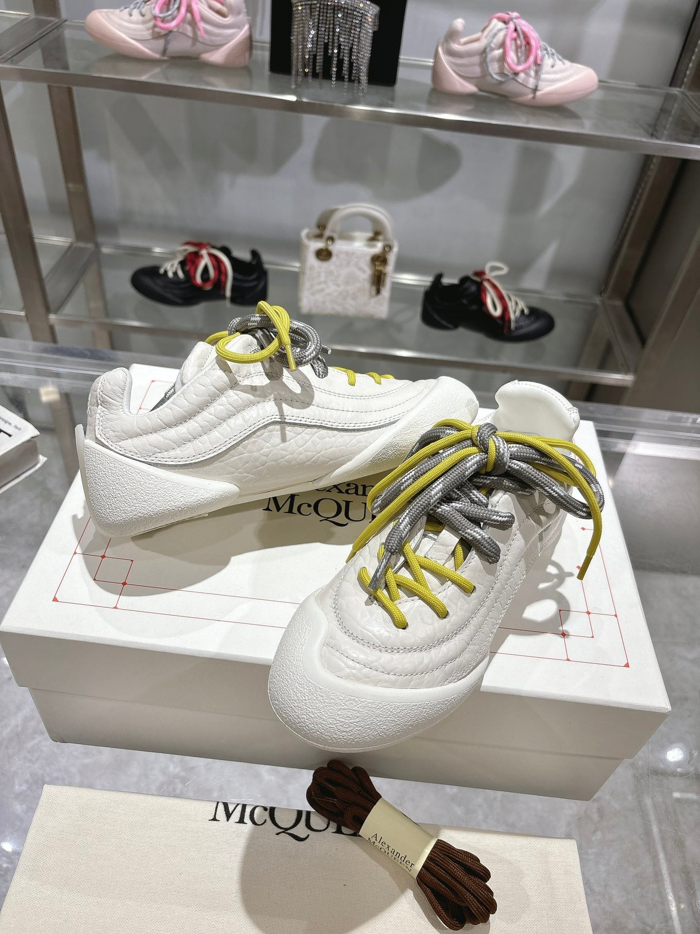 FLEXION SNEAKER IN OFF WHITE CALFSKIN WITH NEON YELLOW AND GREY LACES