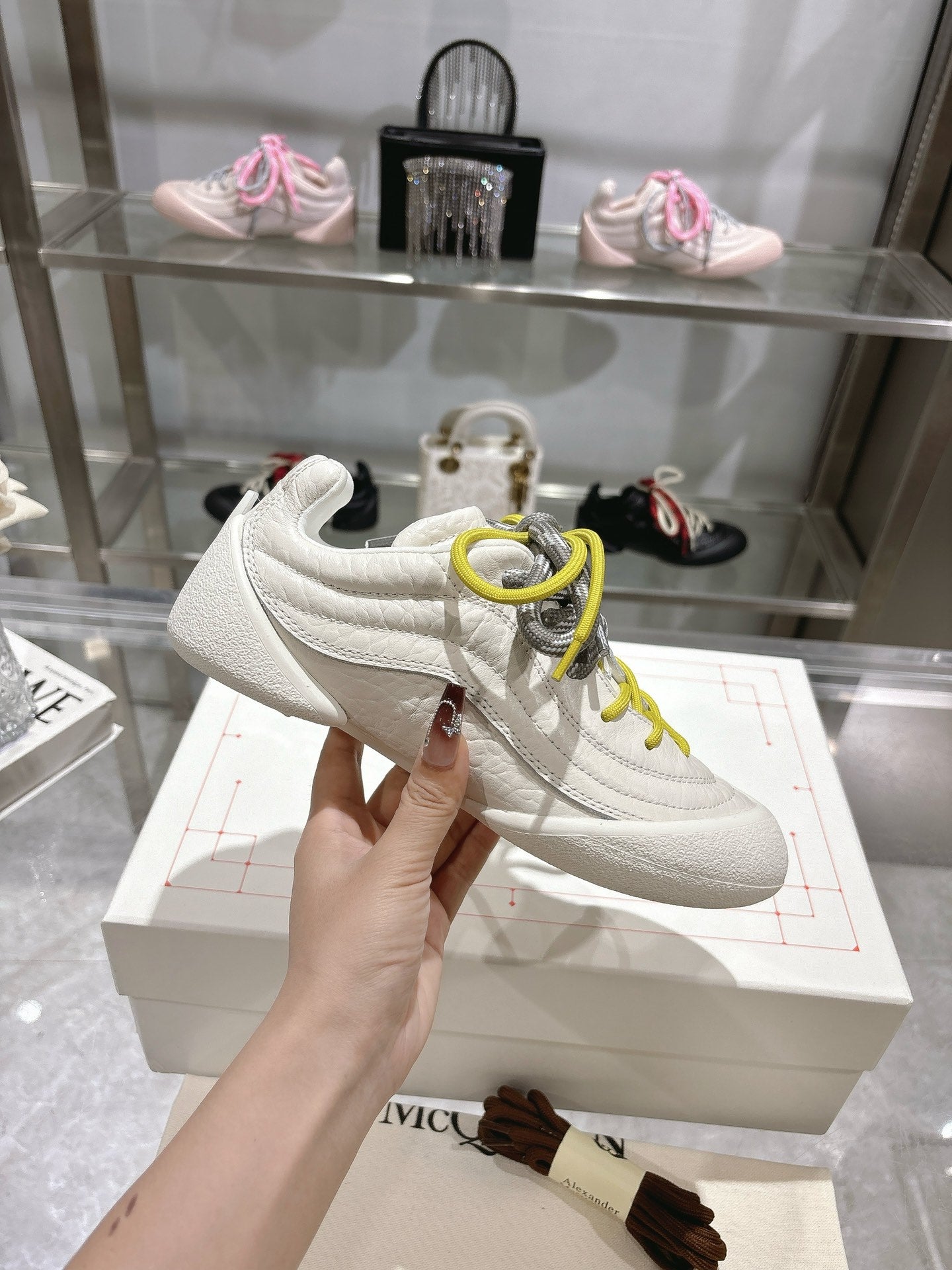 FLEXION SNEAKER IN OFF WHITE CALFSKIN WITH NEON YELLOW AND GREY LACES
