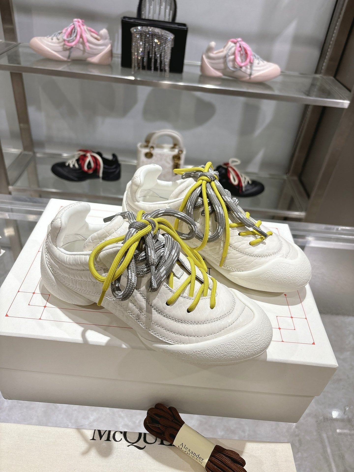 FLEXION SNEAKER IN OFF WHITE CALFSKIN WITH NEON YELLOW AND GREY LACES