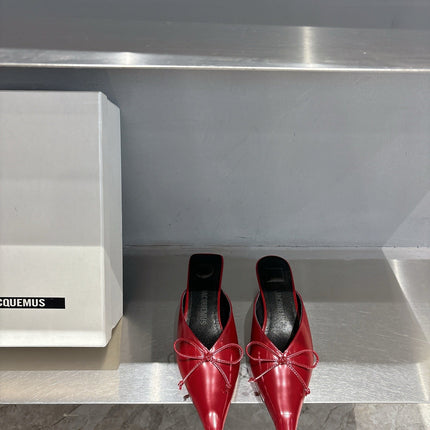 JACQUEMUS 26S HEELED MULES IN RED CALFSKIN