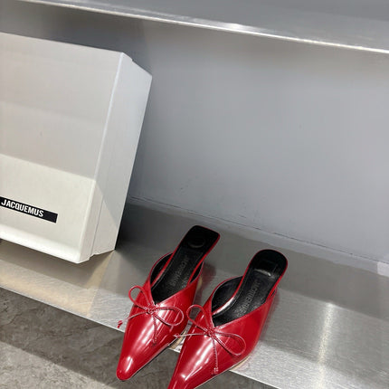 JACQUEMUS 26S HEELED MULES IN RED CALFSKIN