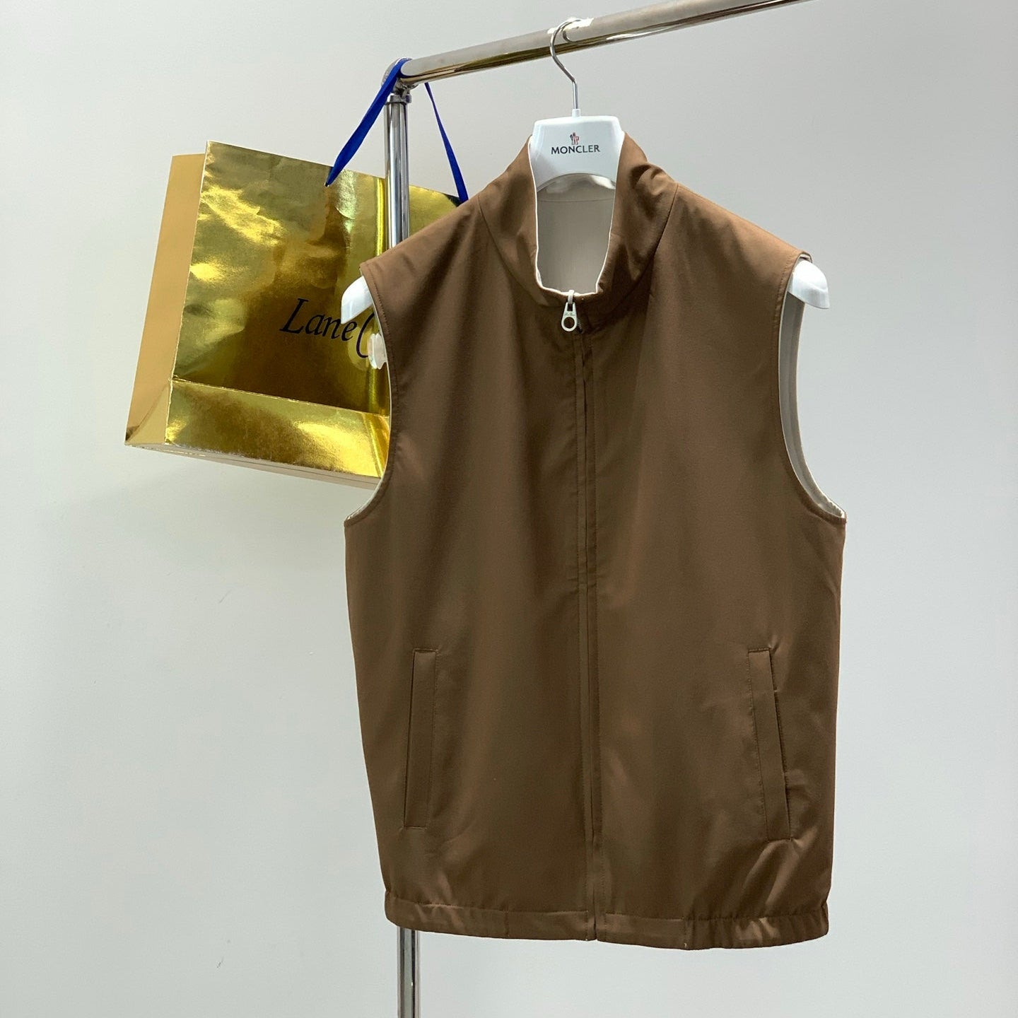 LORO PIANA 26S REVERSIBLE ZIP UP VEST 739
