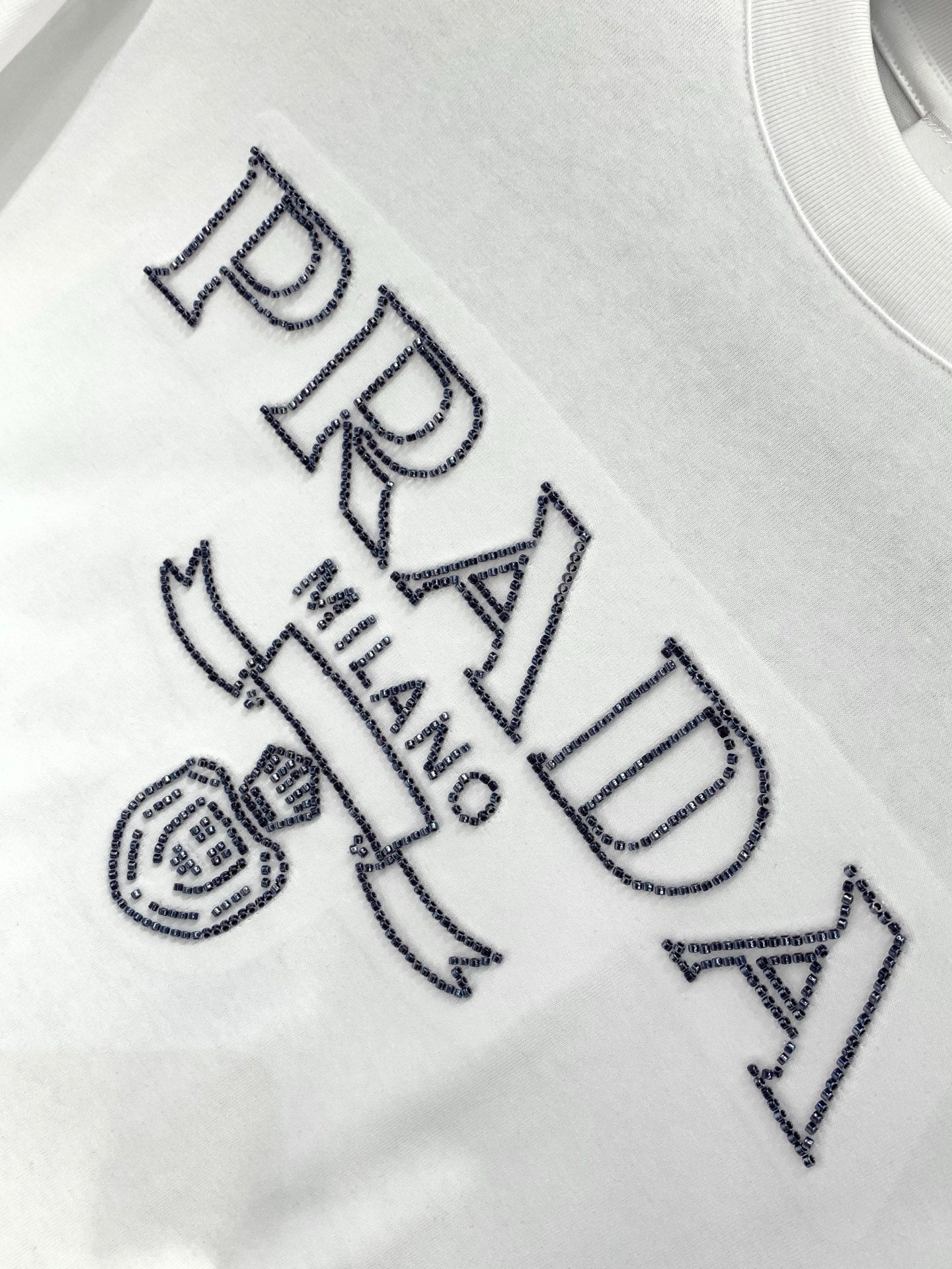 PRADA 26S T-SHIRT STYLE 827
