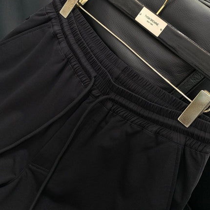 MONCLER 26S SHORTS 592