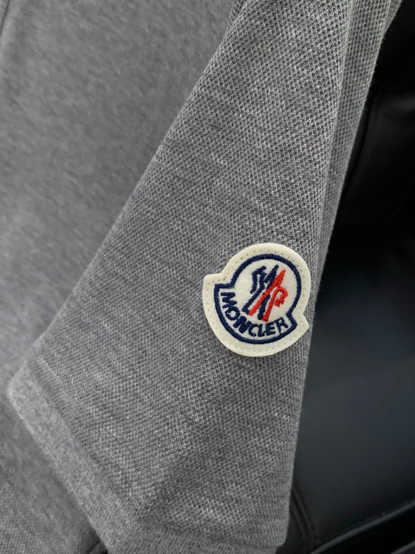 MONCLER 26S POLO SHIRT 587