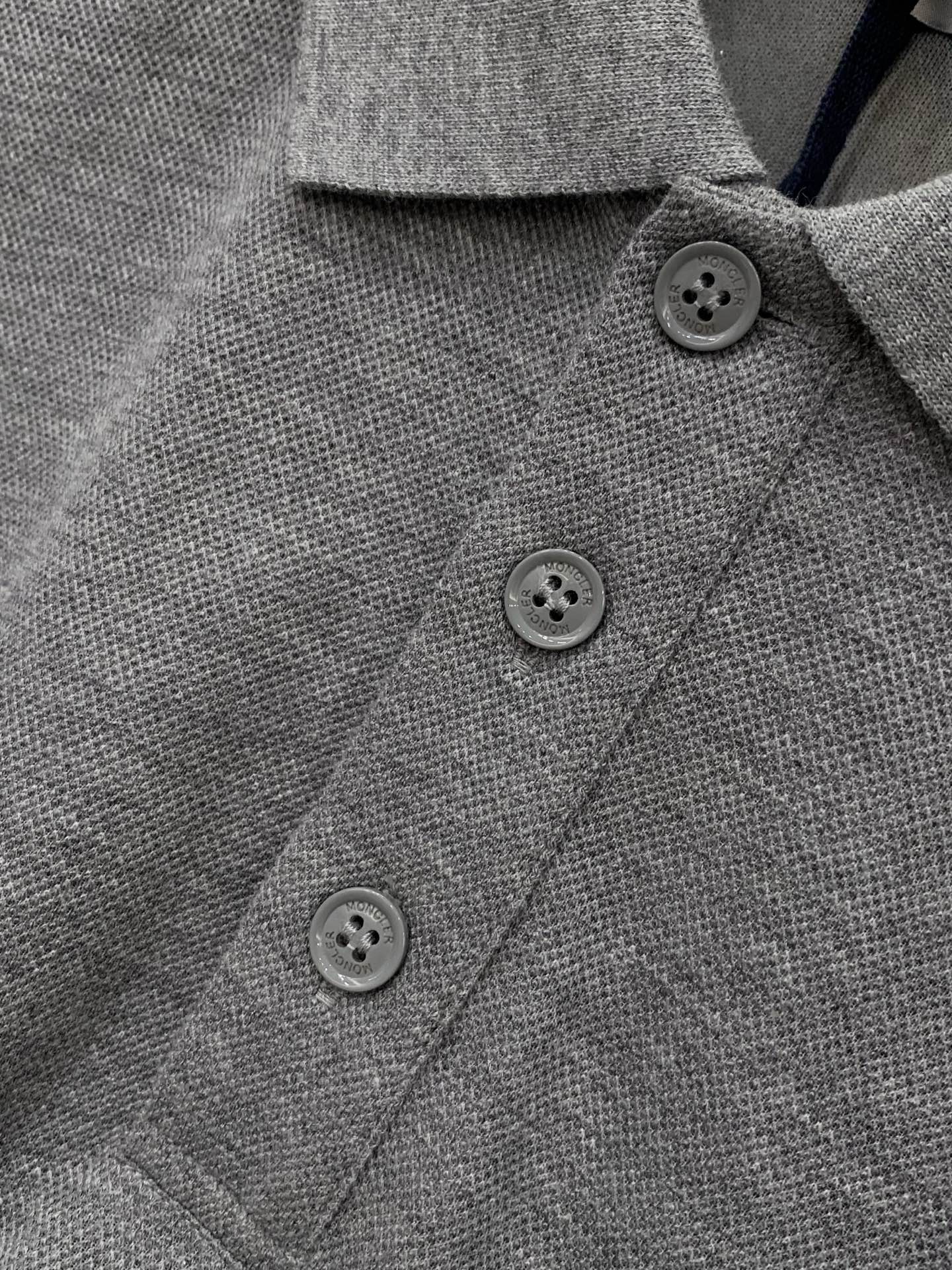 MONCLER 26S POLO SHIRT 587