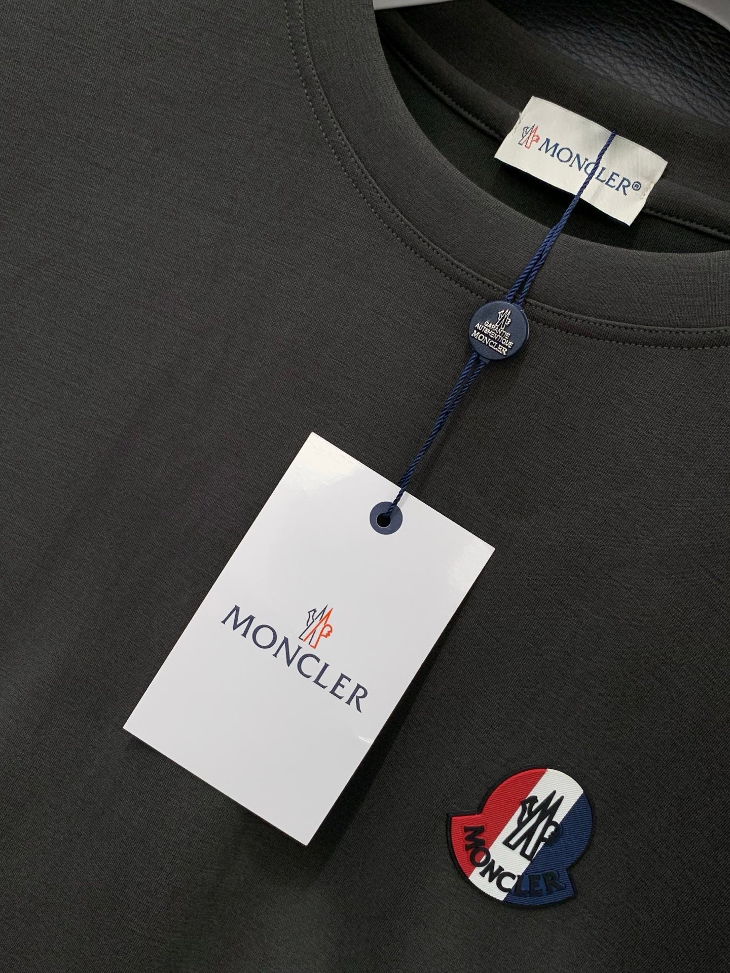 MONCLER 26S SHORT SLEEVE SET 561