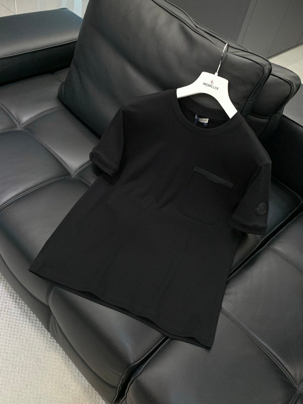 MONCLER 26S CREWNECK SHORT SLEEVE T-SHIRT 564