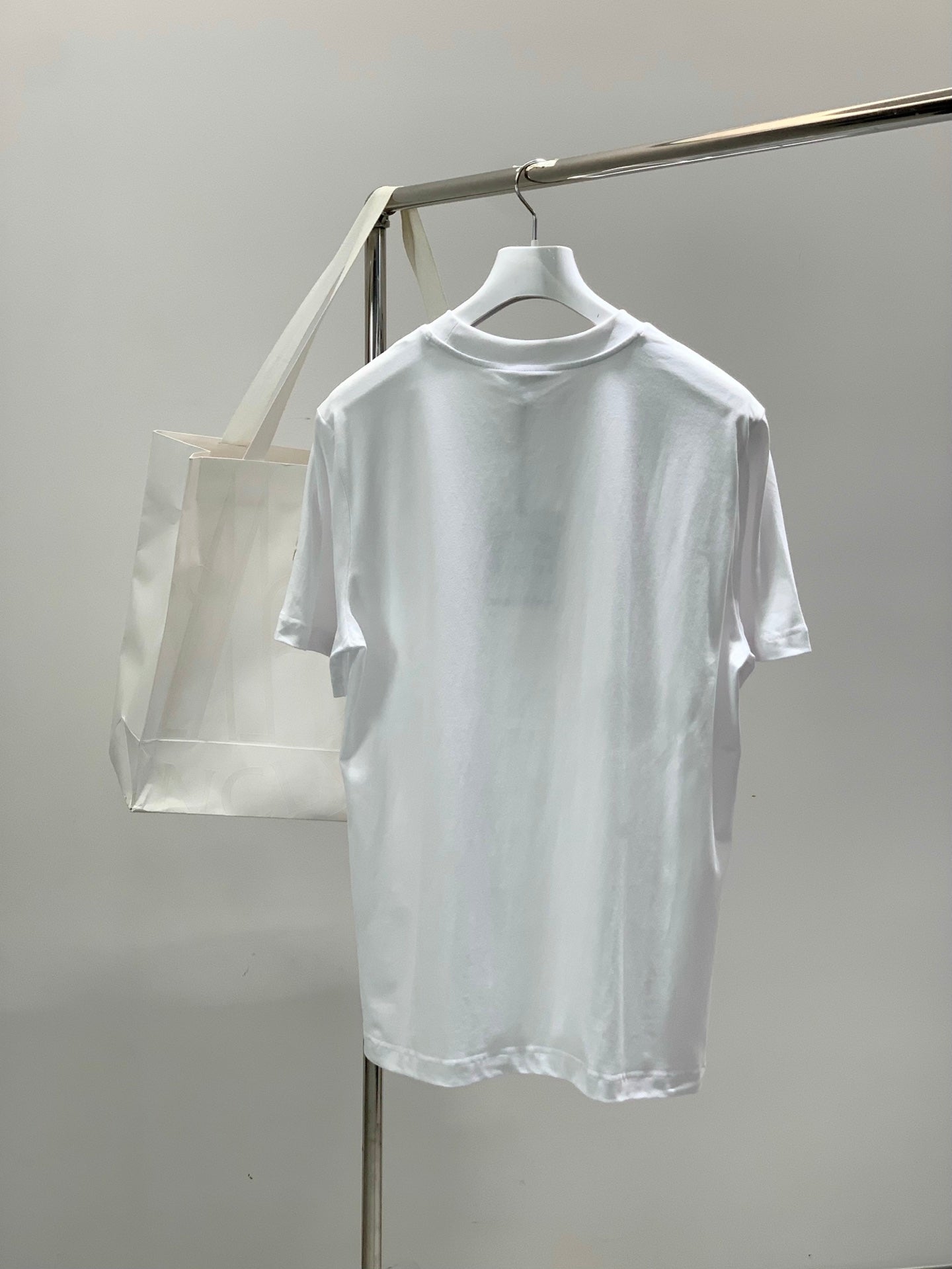 MONCLER 26S SHORT-SLEEVE T-SHIRT 678