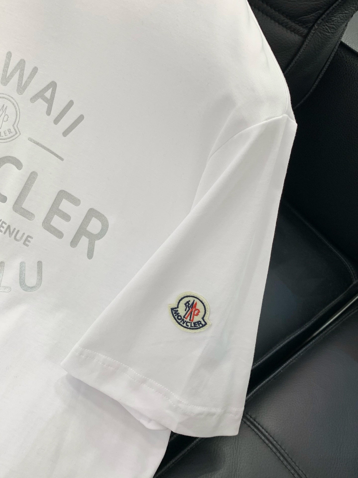 MONCLER 26S SHORT-SLEEVE T-SHIRT 678