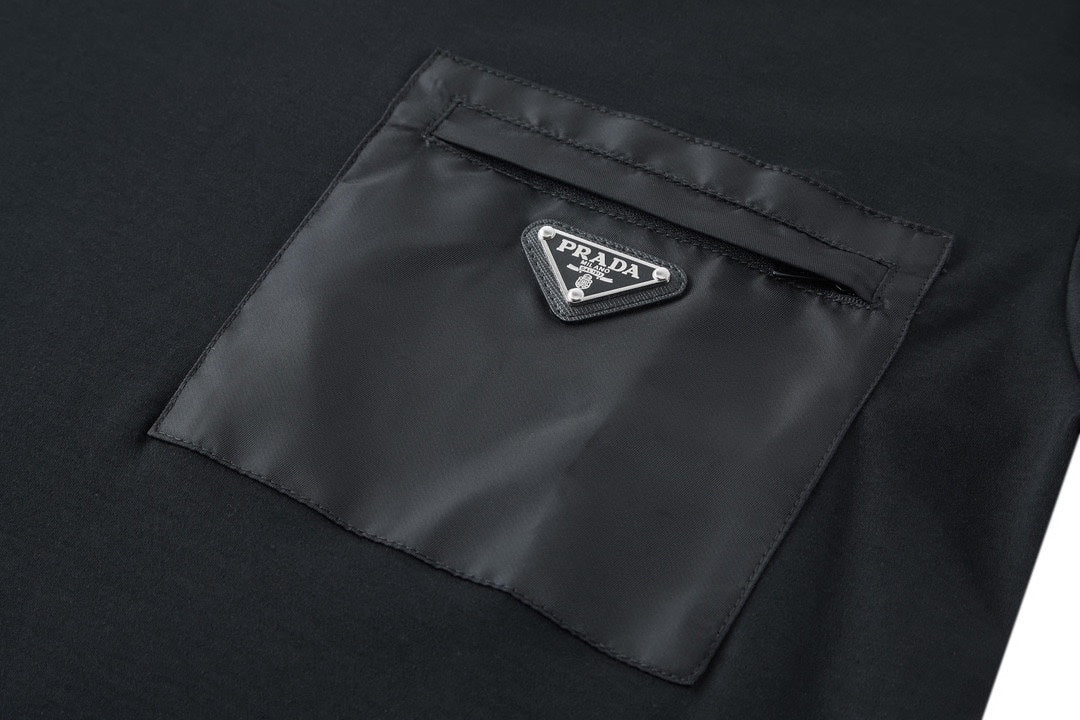 PRADA 26S SHORT SLEEVE T-SHIRT 699