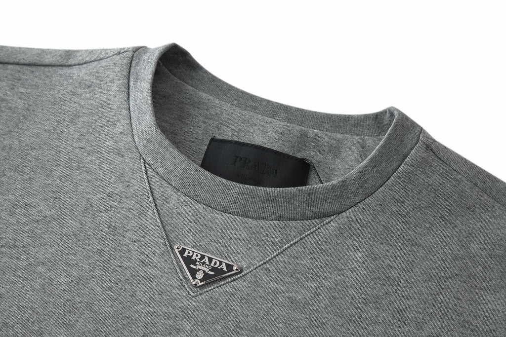 PRADA 26S SHORT SLEEVE T-SHIRT 695