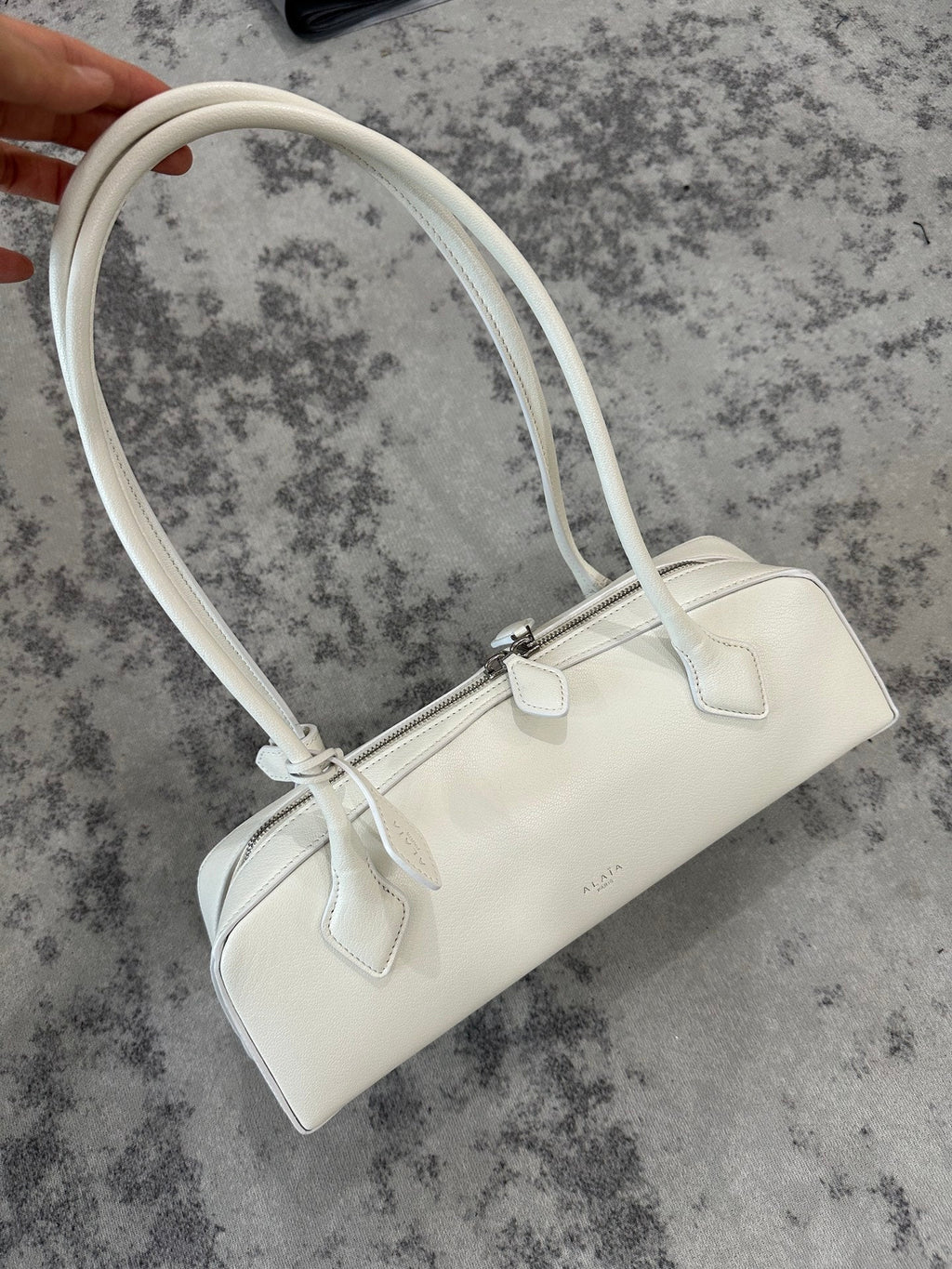 LE TECKEL MEDIUM BAG 32 IN WHITE GOATSKIN