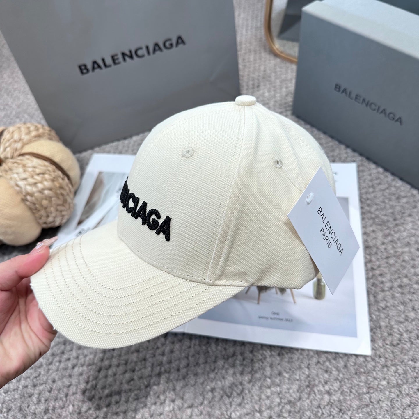 BALENCIAGA 26S BASEBALL CAP STYLE 24