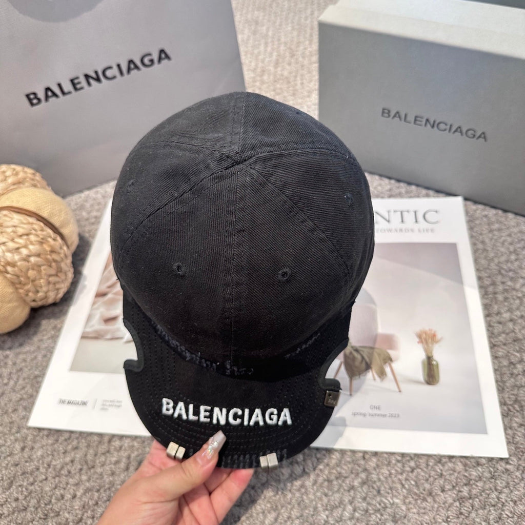 BALENCIAGA 26S BASEBALL CAP STYLE 19