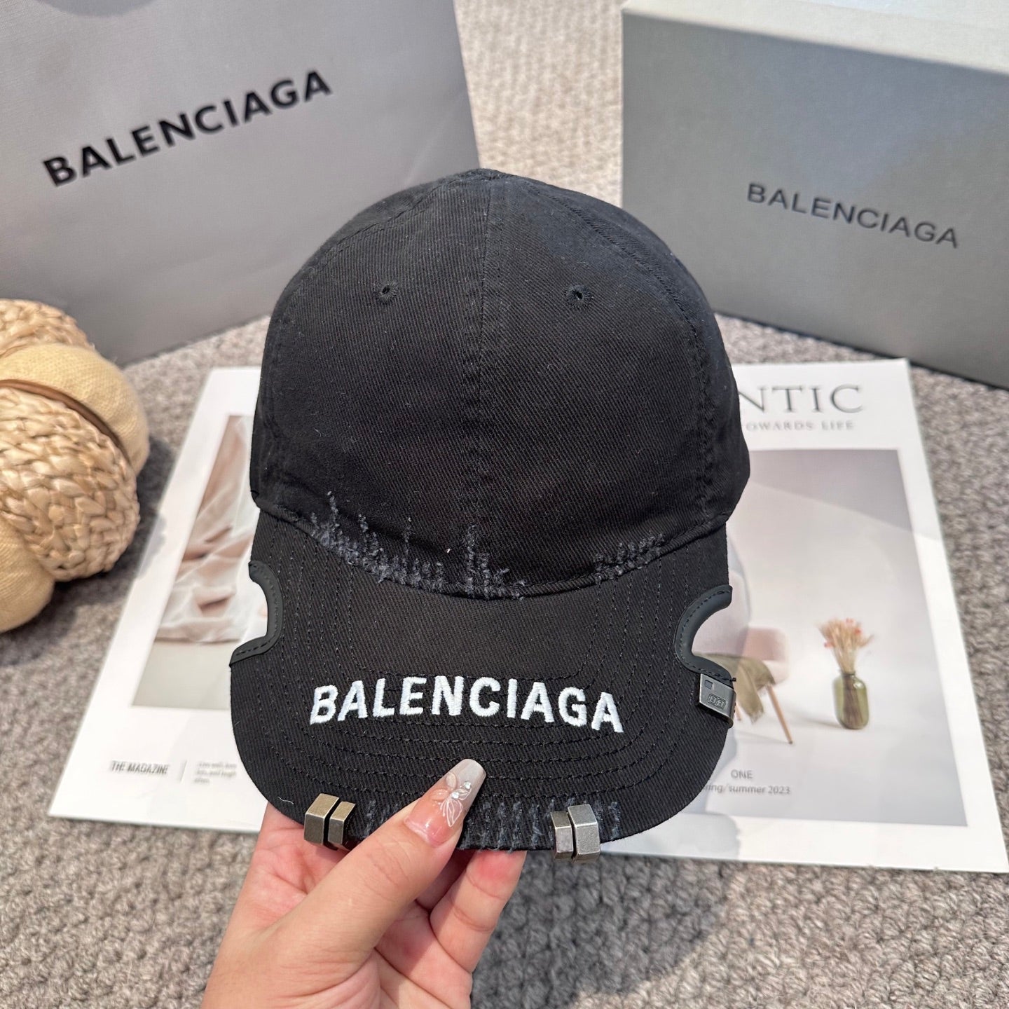 BALENCIAGA 26S BASEBALL CAP STYLE 19