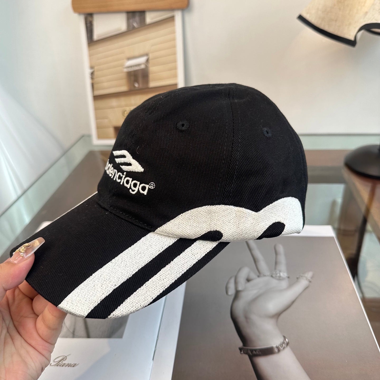 BALENCIAGA 26S BASEBALL CAP STYLE 10