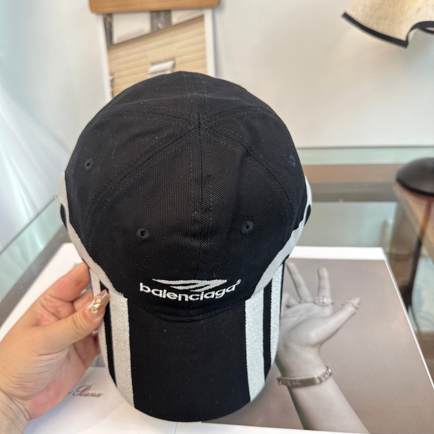 BALENCIAGA 26S BASEBALL CAP STYLE 10