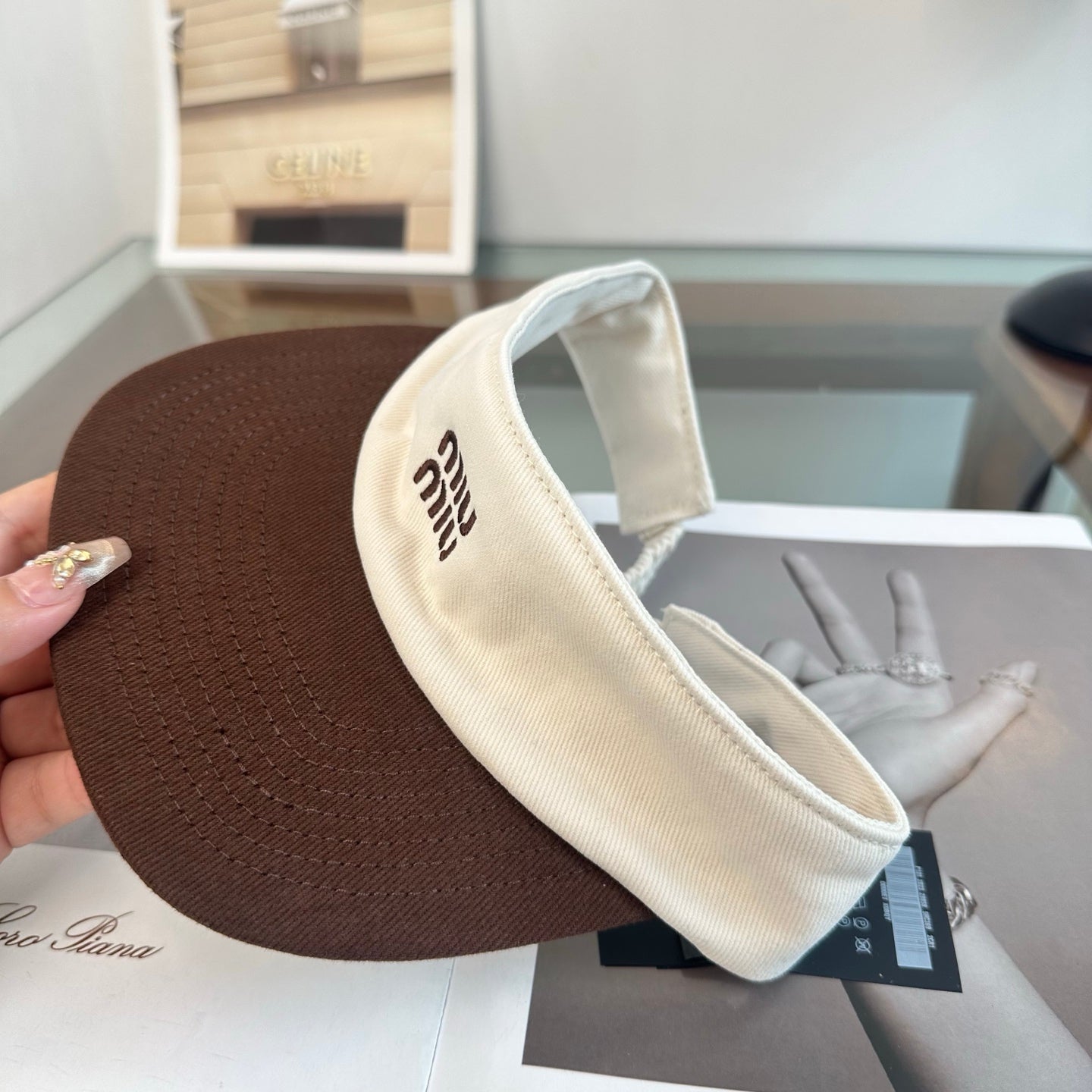 MIUMIU 26S CLASSIC LOGO SUN VISOR 346911