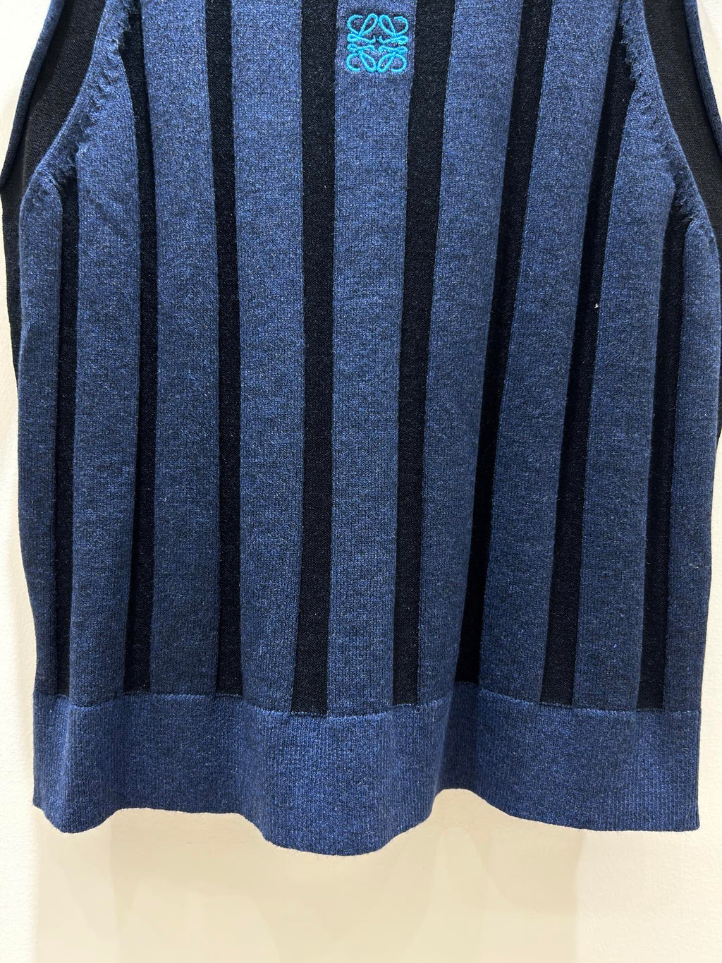 LOEWE SLEEVELESS TOP STYLE 181