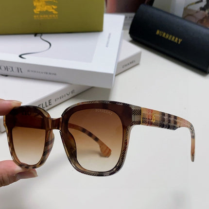 BURBERRY 26S SQUARE FRAME IN ACETATE 408175