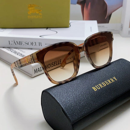 BURBERRY 26S SQUARE FRAME IN ACETATE 408175