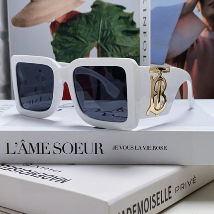 BURBERRY 26S SQUARE FRAME IN ACETATE 408178