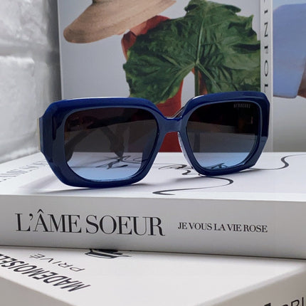 BURBERRY 26S OVERSIZED SQUARE FRAME IN ACETATE 506817