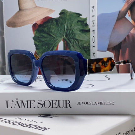 BURBERRY 26S OVERSIZED SQUARE FRAME IN ACETATE 506817