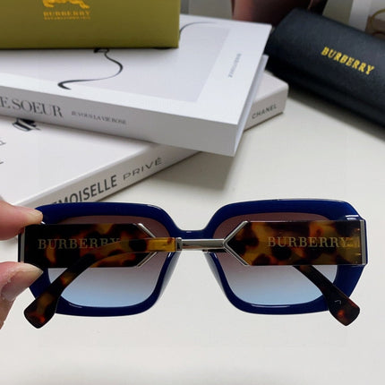 BURBERRY 26S OVERSIZED SQUARE FRAME IN ACETATE 506817
