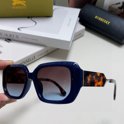 BURBERRY 26S OVERSIZED SQUARE FRAME IN ACETATE 506817