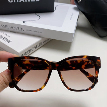 CHANEL 26S OVAL FRAME IN ACETATE 399816