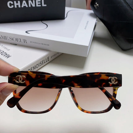 CHANEL 26S OVAL FRAME IN ACETATE 399816