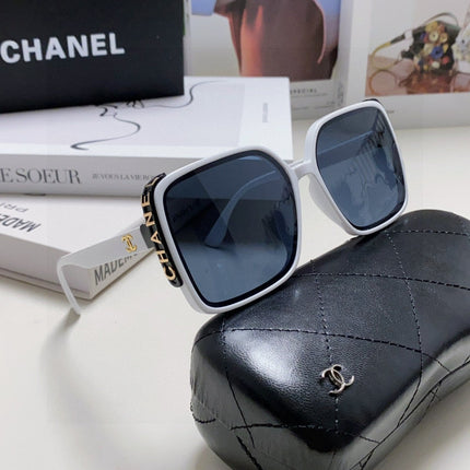 CHANEL 26S OVERSIZED SQUARE SHAPE IN ACETATE 399824