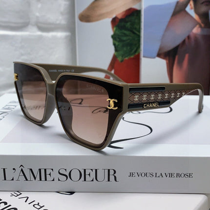 CHANEL 26S OVERSIZE SQUARE FRAME IN ACETATE 404638