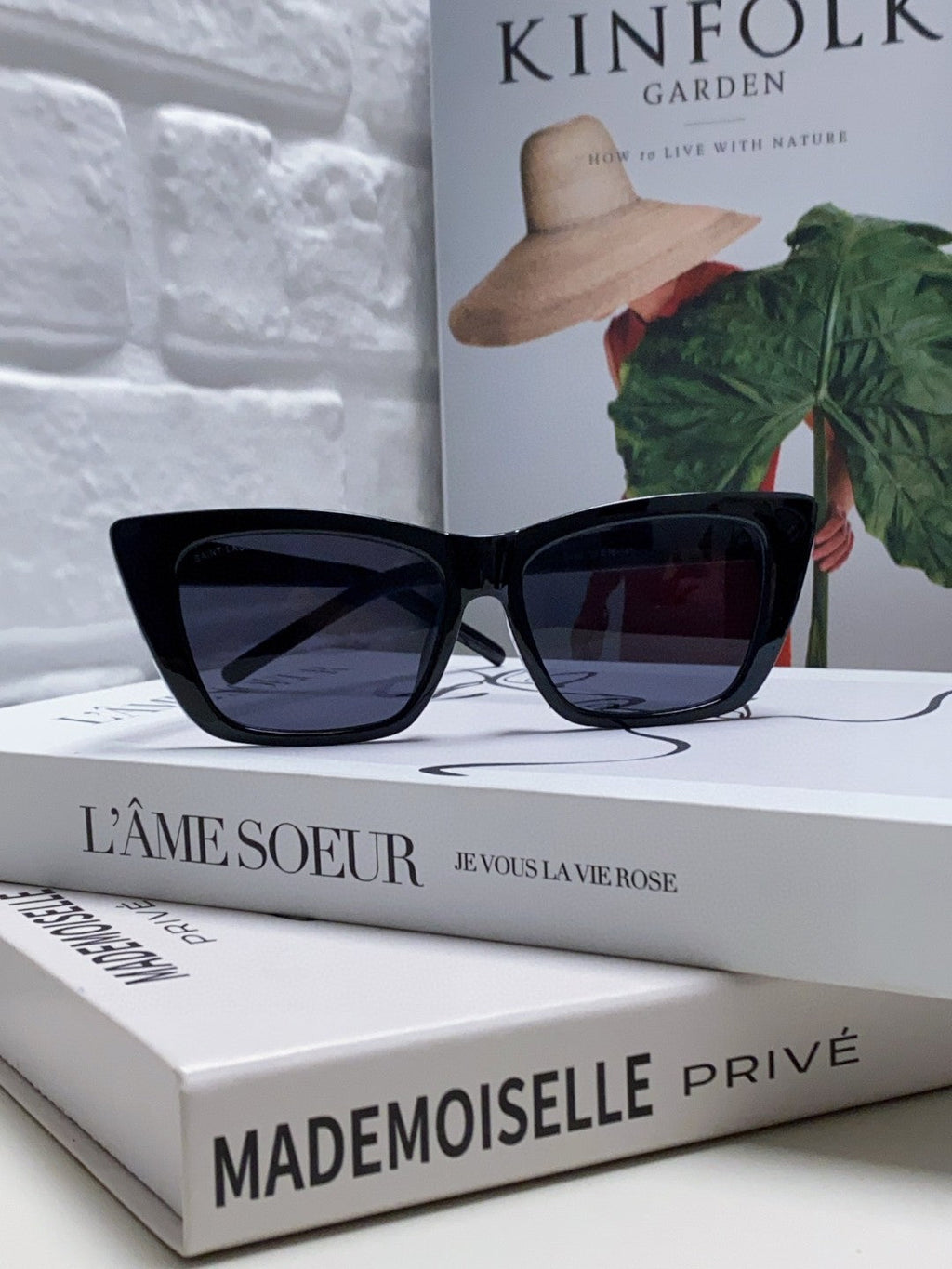 YSL SUNGLASSES IN BLACK ACETATE 652594