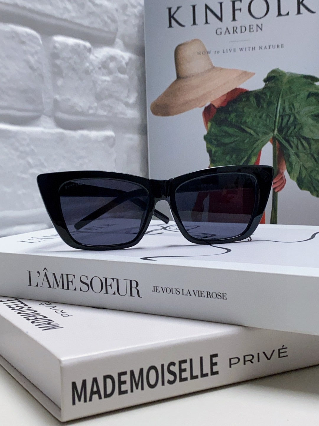 YSL SUNGLASSES IN BLACK ACETATE 652594