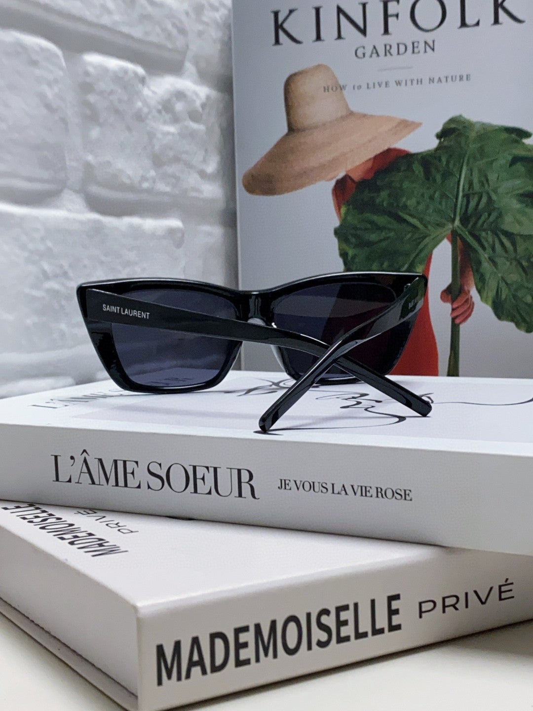 YSL SUNGLASSES IN BLACK ACETATE 652594