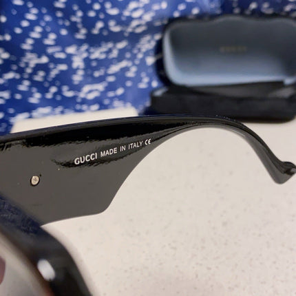 GUCCI 26S OVERSIZED SQUARE FRAME IN ACETATE 424594