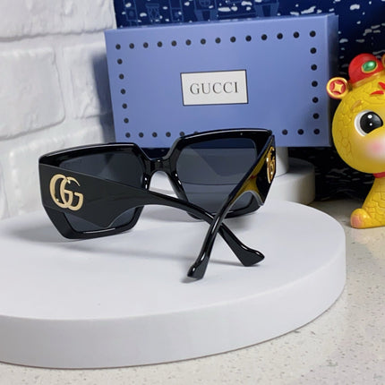 GUCCI 26S OVERSIZED SQUARE FRAME IN ACETATE 424594