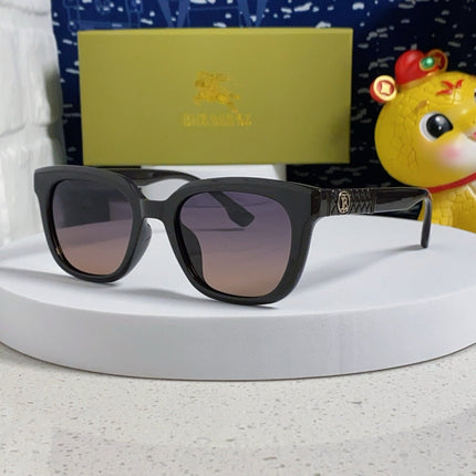 BURBERRY 26S SQUARE FRAME IN ACETATE 493067