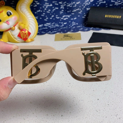 BURBERRY 26S SQUARE FRAME IN ACETATE 430891