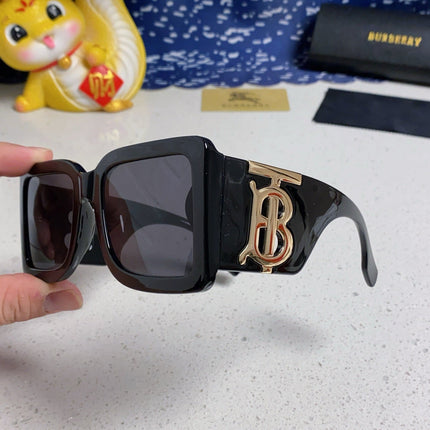 BURBERRY 26S RECTANGLE FRAME IN ACETATE 502820