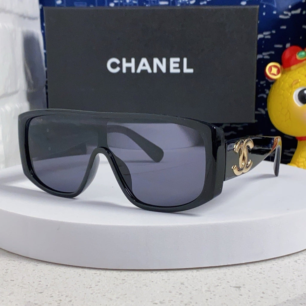 SQUARE SUNGLASSES CH5495 IN BLACK ACETATE BLACK LENSES