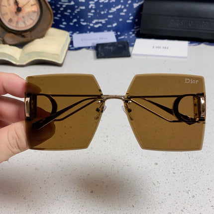 DIOR 26S OVERSIZED SQUARE FRAME IN METAL 500372