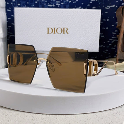DIOR 26S OVERSIZED SQUARE FRAME IN METAL 500372